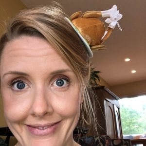 Meet your Posher, Carly